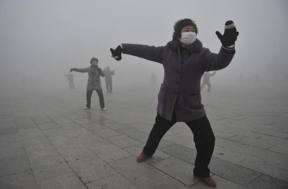 Foreign media say China's severe air pollution had spread United States